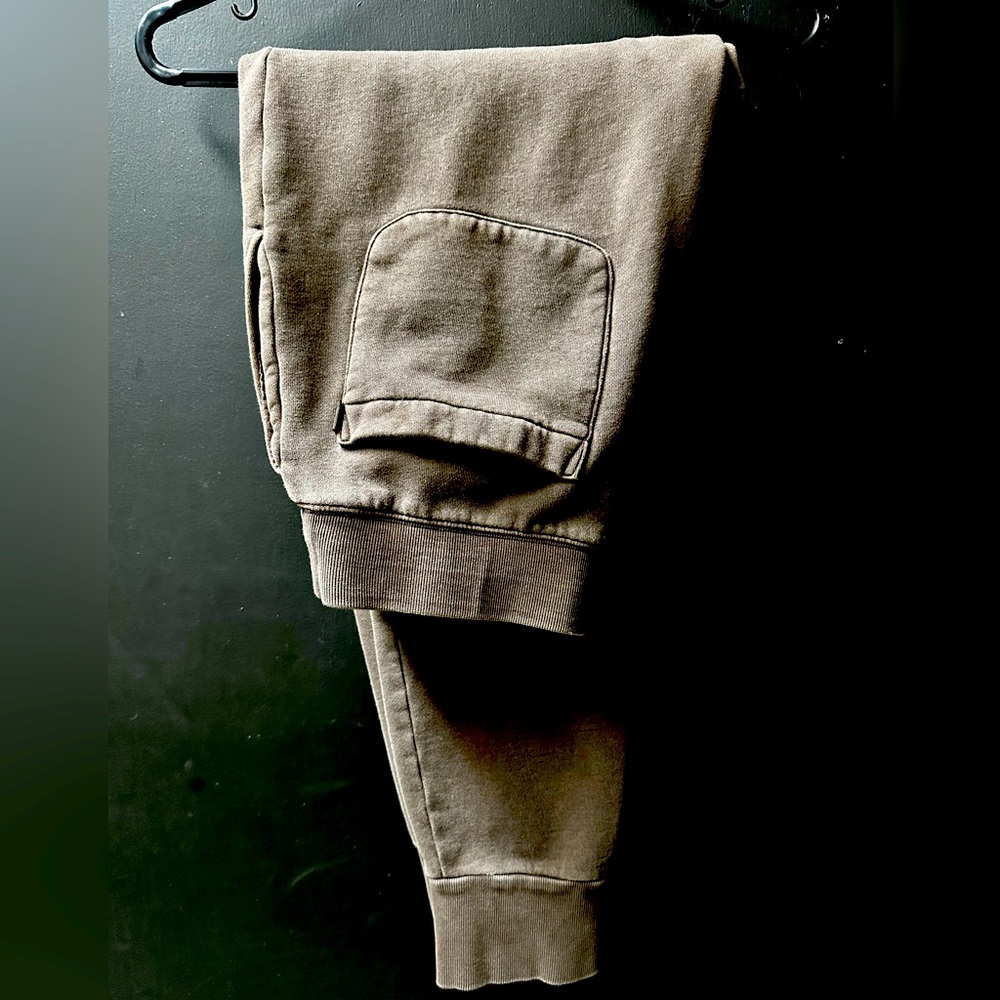 Aritzia TNA Perfect Pocket Sweatpants - Cozy Fleece - Mocha - Size Small